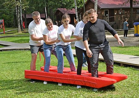 День активного отдыха для 100 приборостроителей организовал Молодежный совет АПЗ
